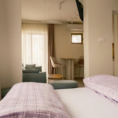 Apartmani Barbara Budva Exteriör bild