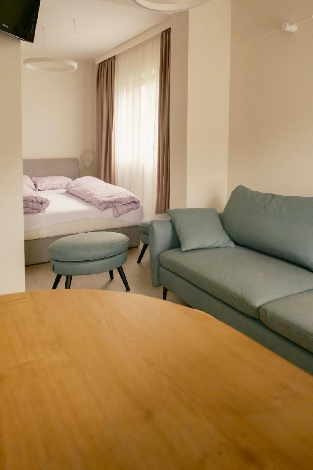 Apartmani Barbara Budva Exteriör bild