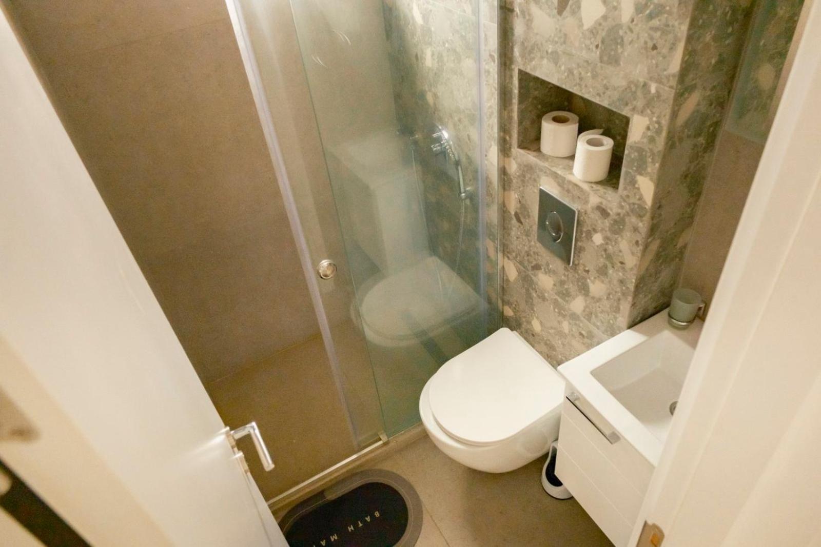 Apartmani Barbara Budva Exteriör bild